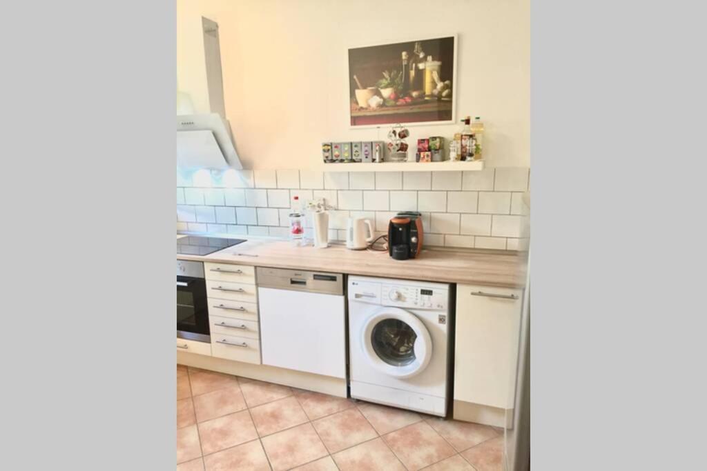 Apartment 120 Qm -3 Schlafzimmer-2 Baeder- Fuer 7 Gaeste Дюселдорф Екстериор снимка